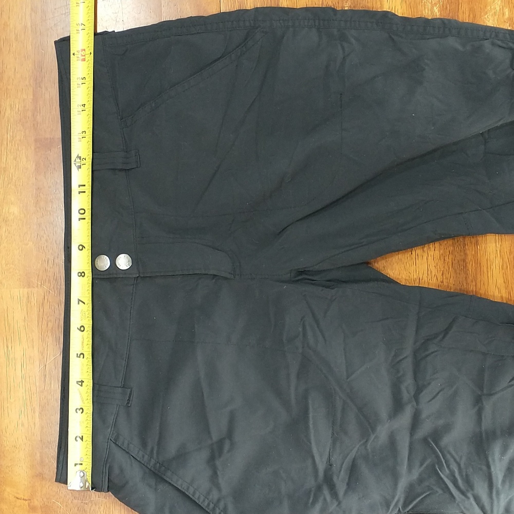 Columbia black capris - Picture 6 of 8
